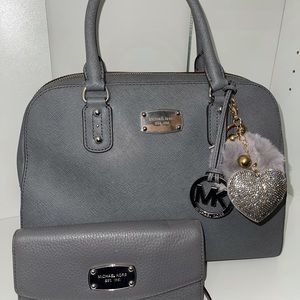 Authentic Michael Kors purse and wallet!